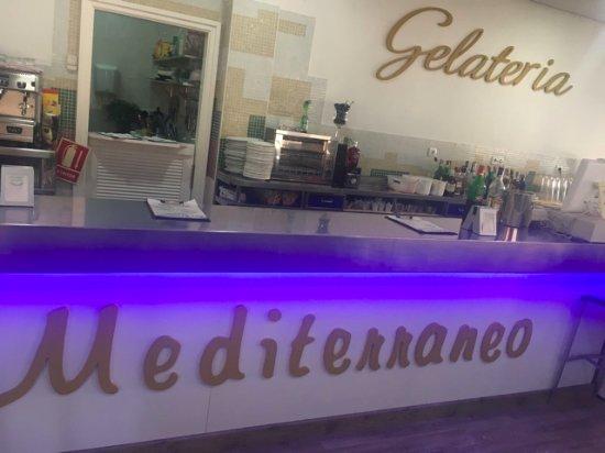 Pizzeria Mediterráneo-Gelateria